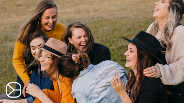 Online Czech lessons and exercises for foreigners about friendship, free time, and entertainment.
